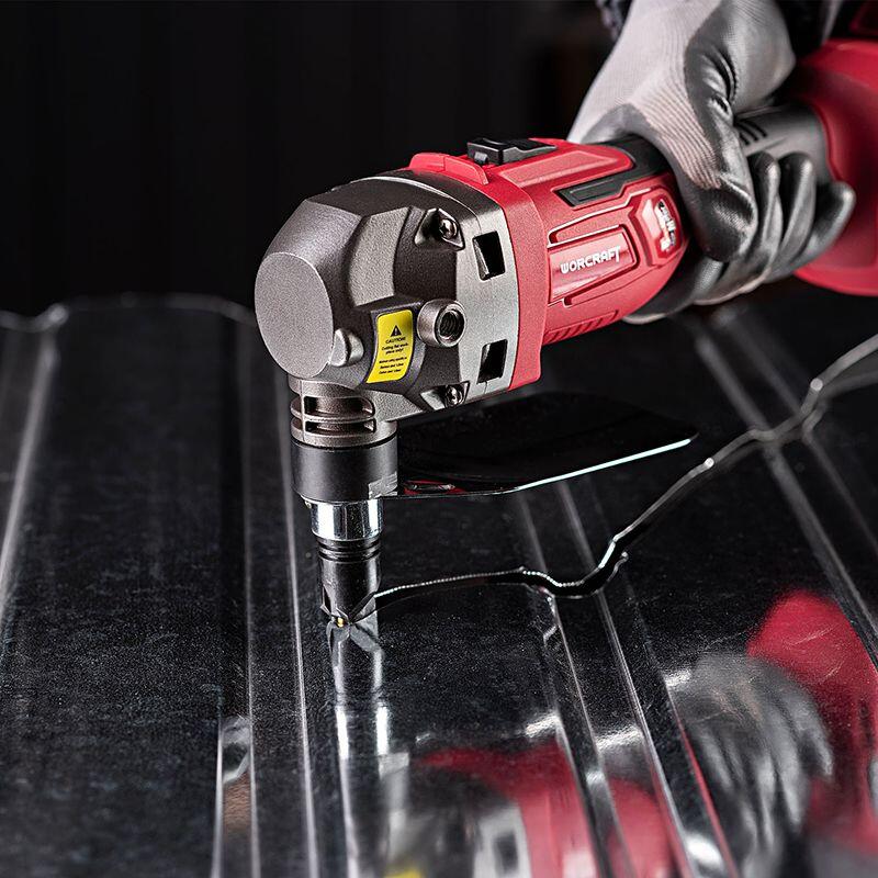 Unealta multifunctionala vibratii