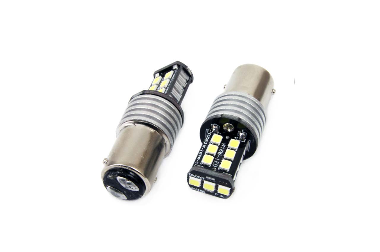 Set becuri auto cu LED CANBUS compatibil P21/5W BA15D 15 SMD 7.5W Alb 12/24V, destinat competitiilor auto sau off-road