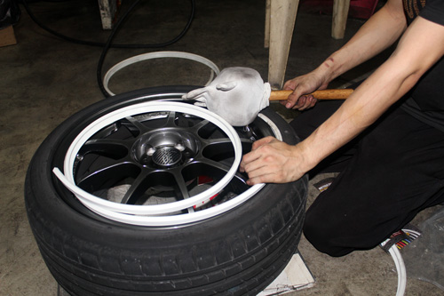 Set protectie jante, calitate Premium, 4 inele din plastic, culoare NEGRU - imagine 5