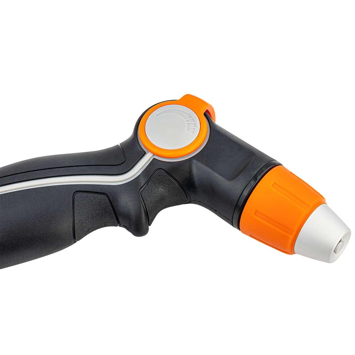 Pistol stropit gradina