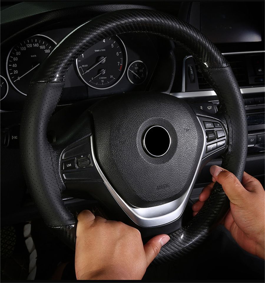 Husa volan din Piele Neagra Perforata + Carbon Black si ata neagra pentru cusut, marime M, diametru 37 - 39 cm