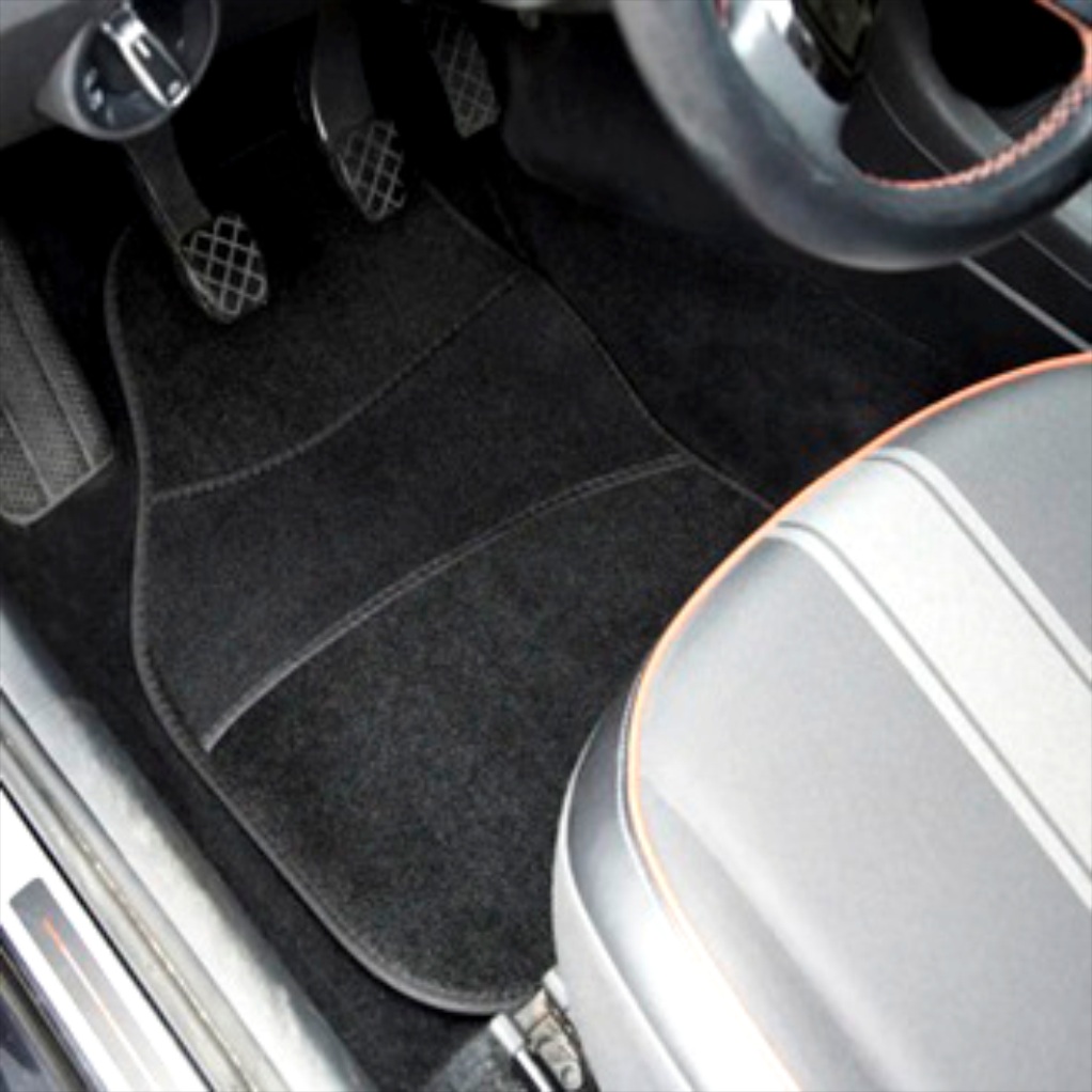 Set Auto Essential AVEX – 5 piese, Covorase Universale Mocheta + Husa Volan Piele Ecologica Perforata, Negru - imagine 5